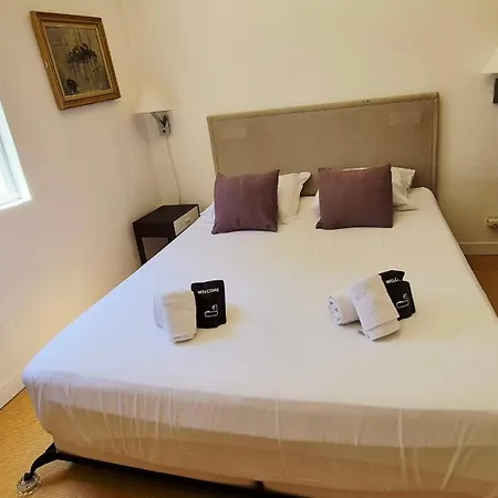 House With Garden Terrace & Pool Holiday home